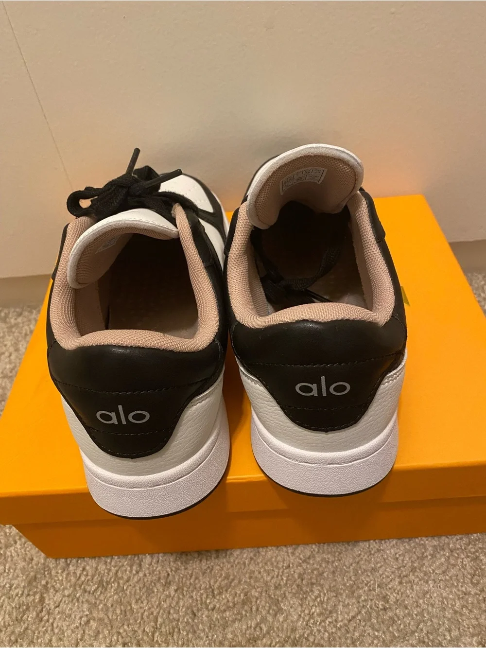 ALO Yoga Black, White and Beige Low-Top Sneakers